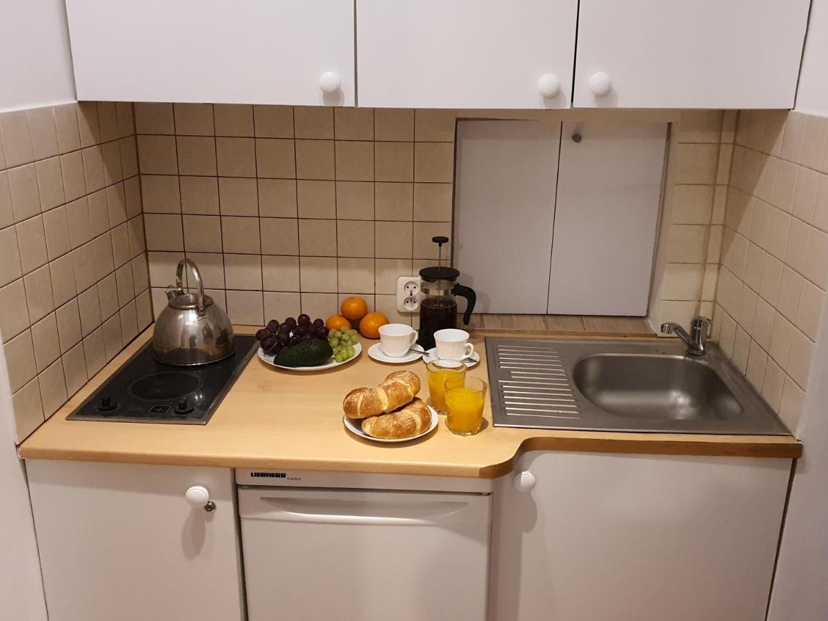 Rentonline Koscielna Apartment Old Town Warschau Buitenkant foto
